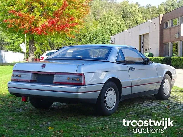 Cadillac allante - afbeelding 45 van  55