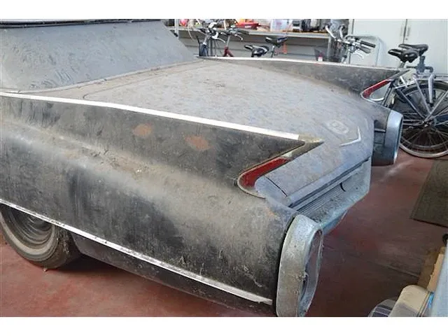 Cadillac sedan de ville v8 - afbeelding 3 van  19