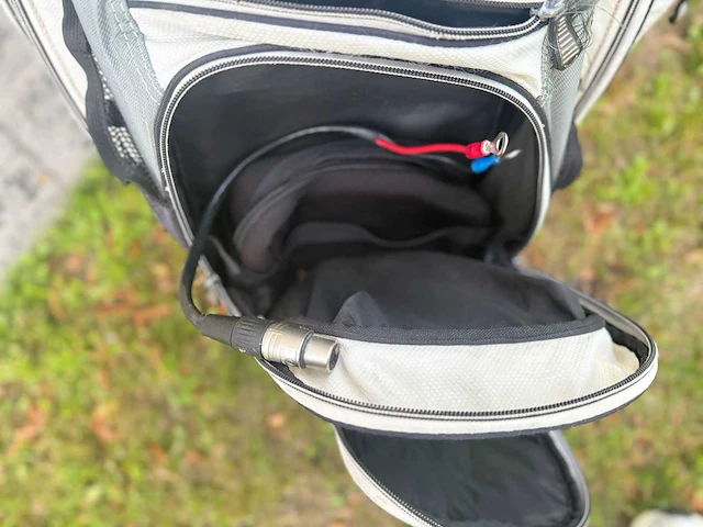 Callaway electrische golftrolley met clubs - afbeelding 2 van  31