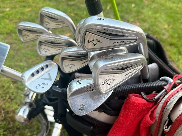 Callaway electrische golftrolley met clubs - afbeelding 5 van  31
