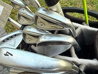Callaway electrische golftrolley met clubs - afbeelding 7 van  31