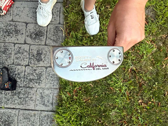 Callaway electrische golftrolley met clubs - afbeelding 9 van  31