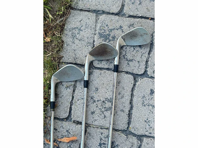 Callaway electrische golftrolley met clubs - afbeelding 20 van  31