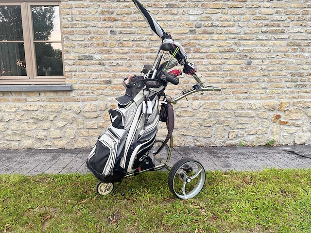 Callaway electrische golftrolley met clubs - afbeelding 23 van  31