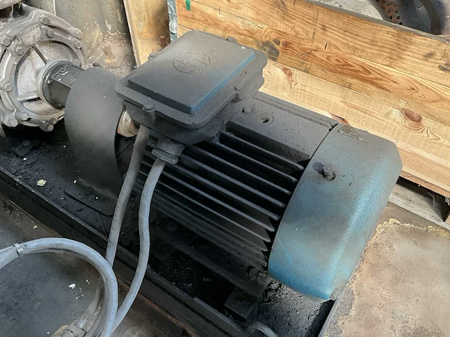 Callens industriële verwarmingsinstallatie - afbeelding 7 van  12