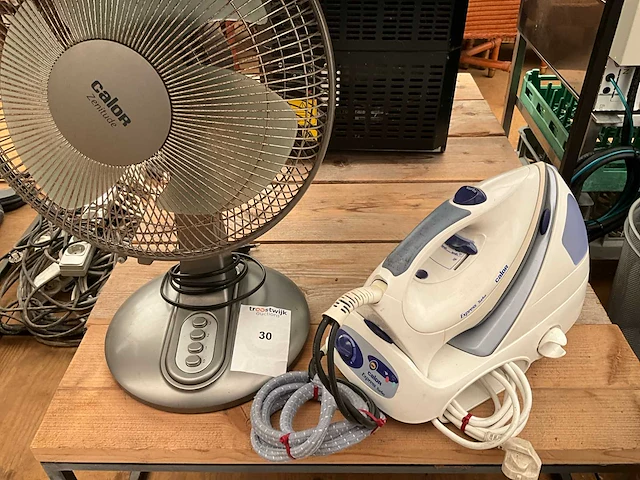 Calor ventilator + stoomstrijkijzer - afbeelding 1 van  1