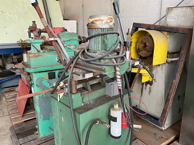 Calvet pdp f101 kopieerfreesmachine - afbeelding 4 van  5