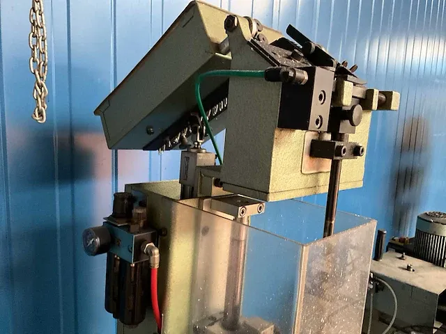 Calvet powasert schroefmachine - afbeelding 5 van  9