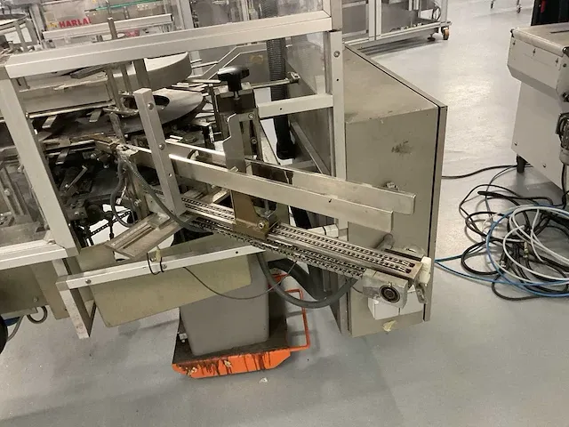 Cam kartonneermachine - afbeelding 7 van  8