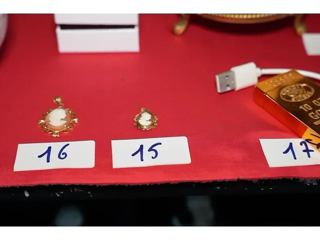 Cameé hanger 18kt - afbeelding 1 van  1