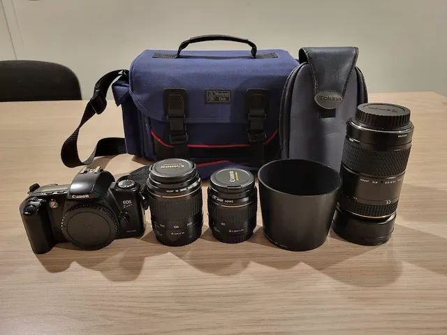 Camera canon + 3 lenzen - afbeelding 1 van  9
