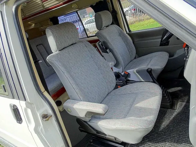 Camper volkswagen transporter t4 'dehler' optima 54 _ 2.4 l diesel - afbeelding 24 van  76