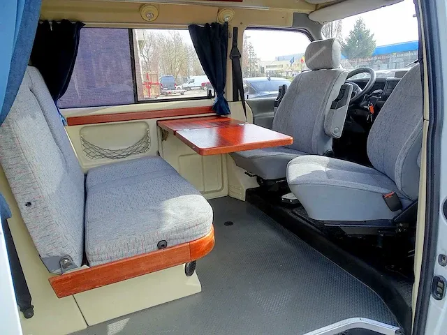 Camper volkswagen transporter t4 'dehler' optima 54 _ 2.4 l diesel - afbeelding 27 van  76