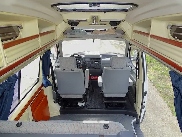 Camper volkswagen transporter t4 'dehler' optima 54 _ 2.4 l diesel - afbeelding 36 van  76