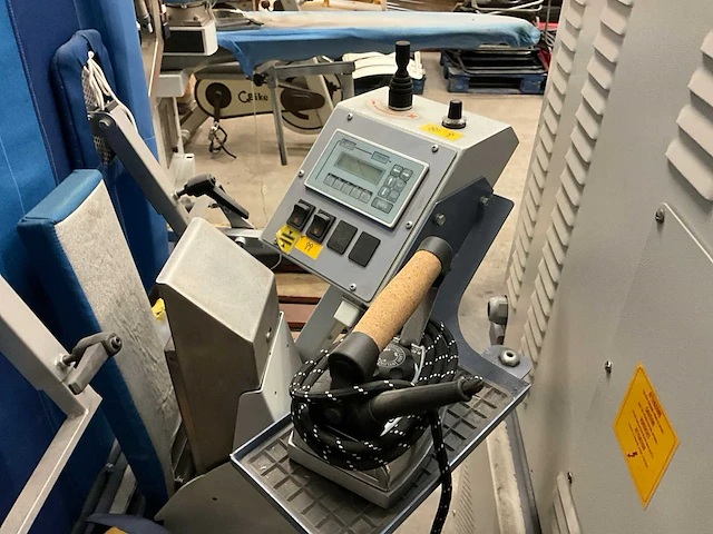 Camptel 36 v industriële strijkmachine - afbeelding 2 van  9