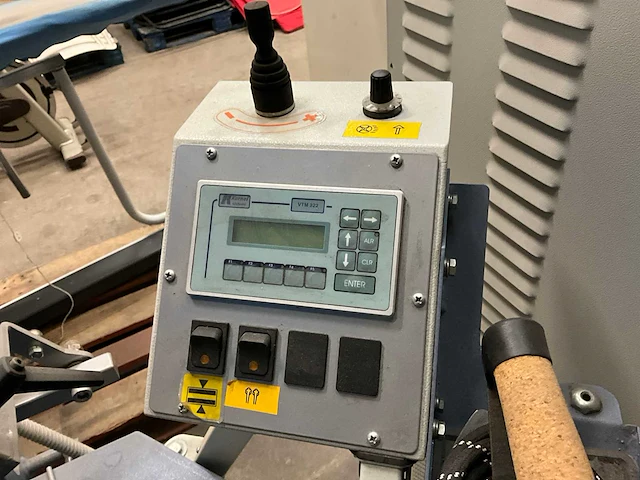 Camptel 36 v industriële strijkmachine - afbeelding 3 van  9