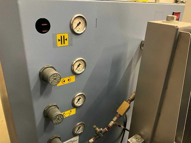 Camptel 36 v industriële strijkmachine - afbeelding 5 van  9