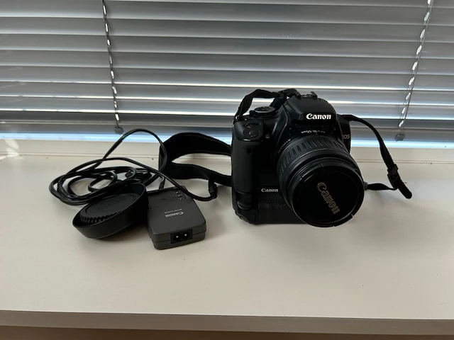 Canon camera - afbeelding 1 van  11