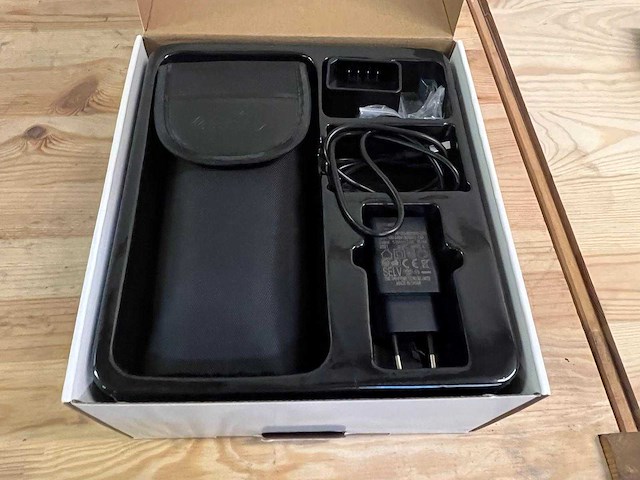 Canon fotomateriaal – complete set met lenzen, flitser en accessoires - afbeelding 10 van  29