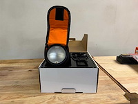 Canon fotomateriaal – complete set met lenzen, flitser en accessoires - afbeelding 11 van  29