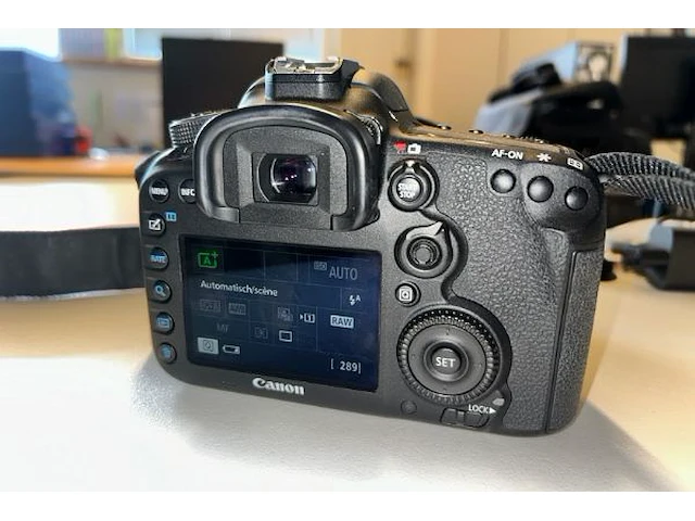 Canon fototoestel - afbeelding 17 van  23