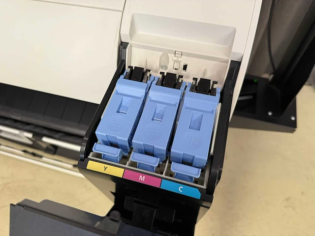Canon imageprograf tm-300 + colortrac t36-scanner - afbeelding 11 van  15