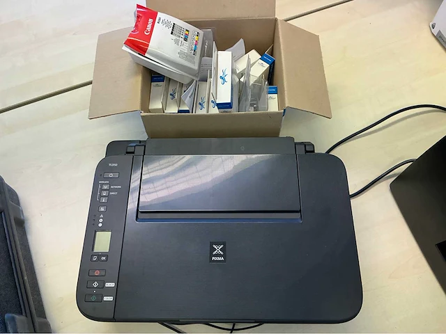 Canon printer & scanner - afbeelding 1 van  3