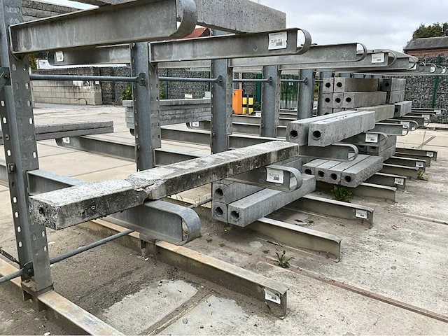 Cantilever racking - 24m - afbeelding 2 van  32