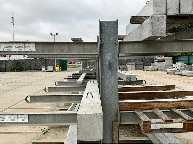 Cantilever racking - 24m - afbeelding 4 van  32