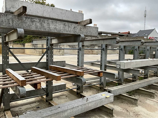 Cantilever racking - 24m - afbeelding 6 van  32