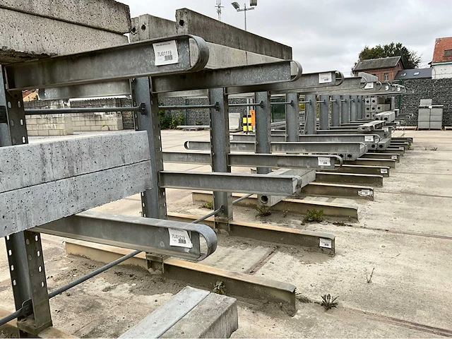 Cantilever racking - 24m - afbeelding 14 van  32