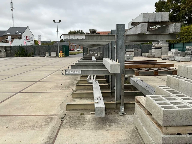 Cantilever racking - 24m - afbeelding 19 van  32