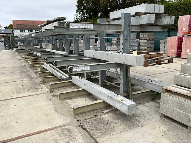 Cantilever racking - 24m - afbeelding 21 van  32
