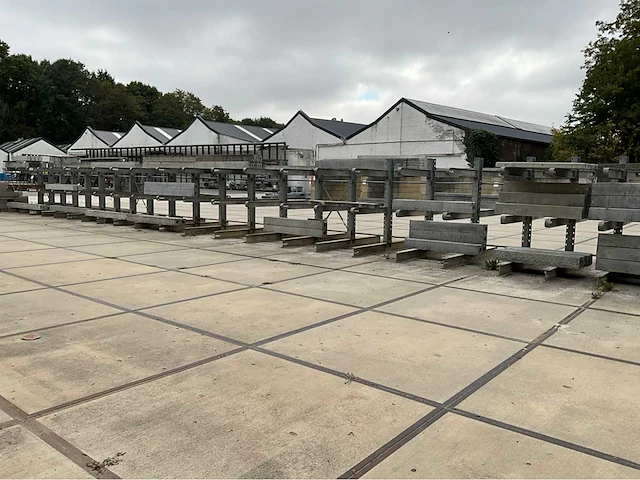 Cantilever racking - 24m - afbeelding 27 van  32