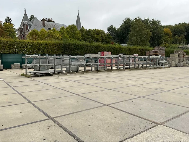 Cantilever racking - 24m - afbeelding 28 van  32