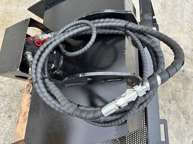 Captok - 2025 - fsg26 - stobbenfrees - afbeelding 2 van  14