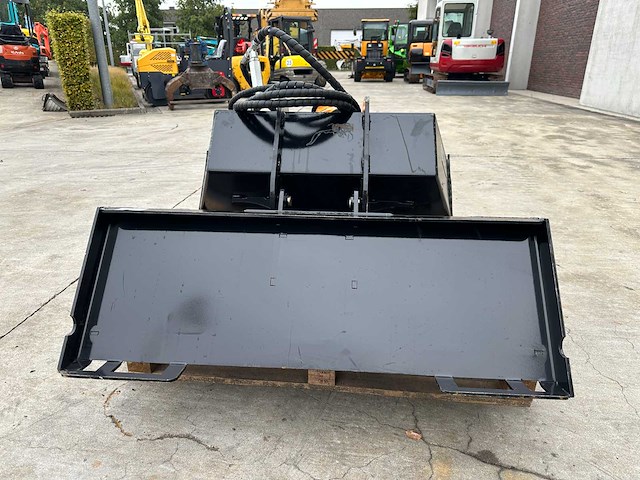 Captok - 2025 - fsg26 - stobbenfrees - afbeelding 13 van  14