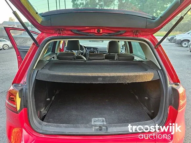 Car - afbeelding 10 van  38