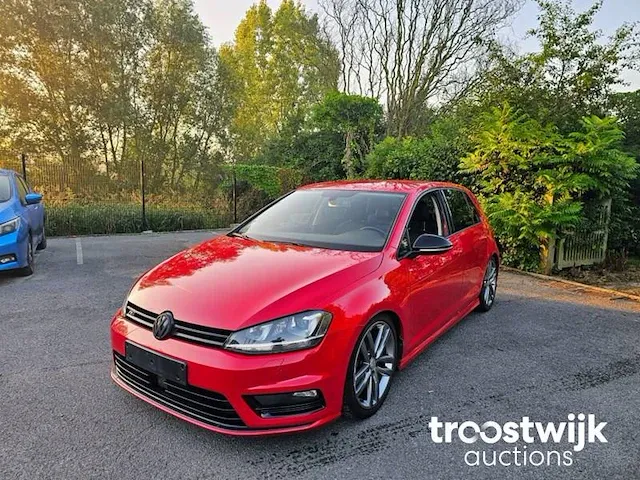 Car - afbeelding 1 van  38