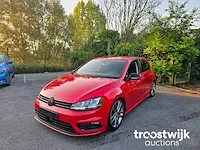 Car - afbeelding 1 van  38