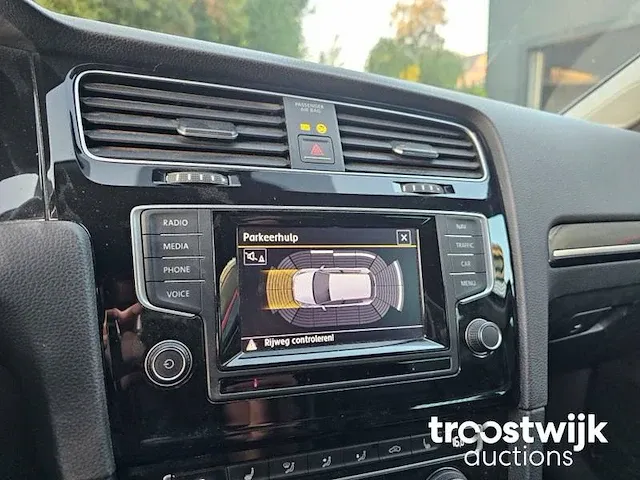 Car - afbeelding 13 van  38