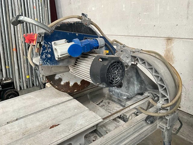 Carat t-3510 steenzaagmachine - afbeelding 2 van  7