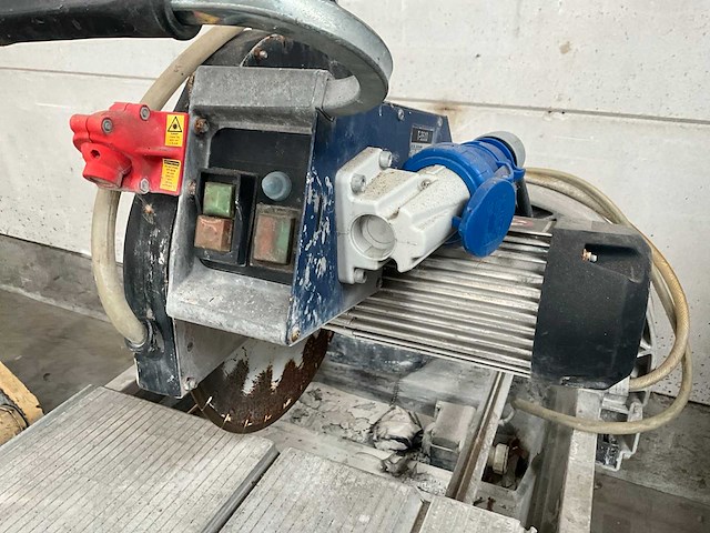 Carat t-3510 steenzaagmachine - afbeelding 7 van  7