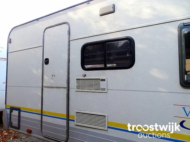 Caravan bürnstner 4223 tn ventana avantgarde - afbeelding 14 van  55
