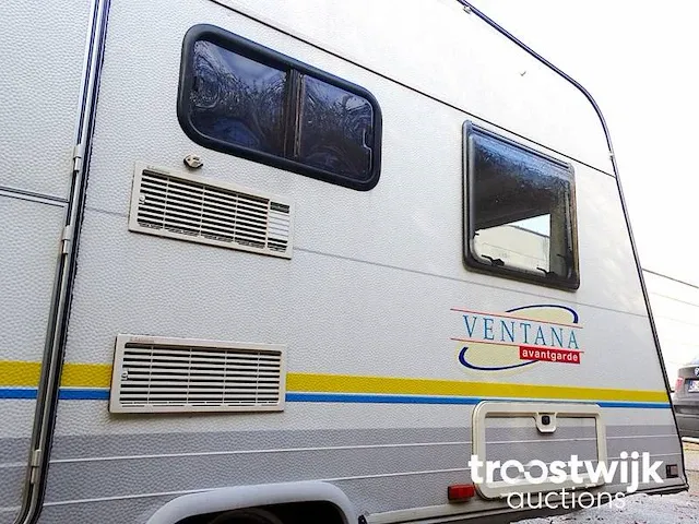 Caravan bürnstner 4223 tn ventana avantgarde - afbeelding 15 van  55