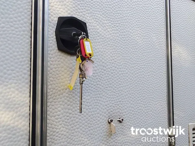 Caravan bürnstner 4223 tn ventana avantgarde - afbeelding 20 van  55