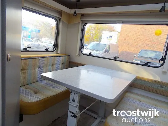 Caravan bürnstner 4223 tn ventana avantgarde - afbeelding 22 van  55