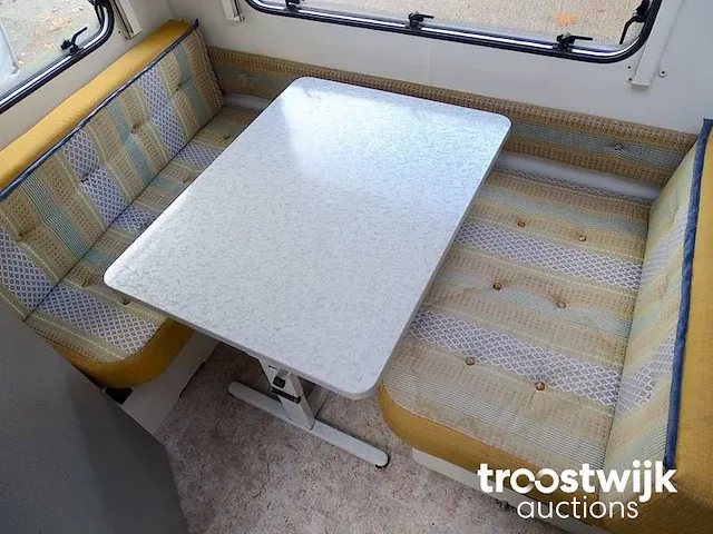 Caravan bürnstner 4223 tn ventana avantgarde - afbeelding 26 van  55