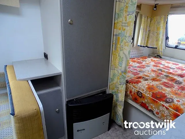 Caravan bürnstner 4223 tn ventana avantgarde - afbeelding 28 van  55