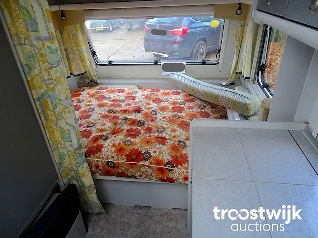 Caravan bürnstner 4223 tn ventana avantgarde - afbeelding 32 van  55
